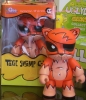 Toy2R Toxic Swamp Cat Red 8inch Qee by Joe Ledbetter Sonderpreis: Statt 39,90 Euro