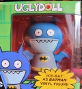 Ausverkauft: UGLYDOLL POP! Ice-Bat als Batman Vinyl Figur Uglydolls beschädigte Verpackung